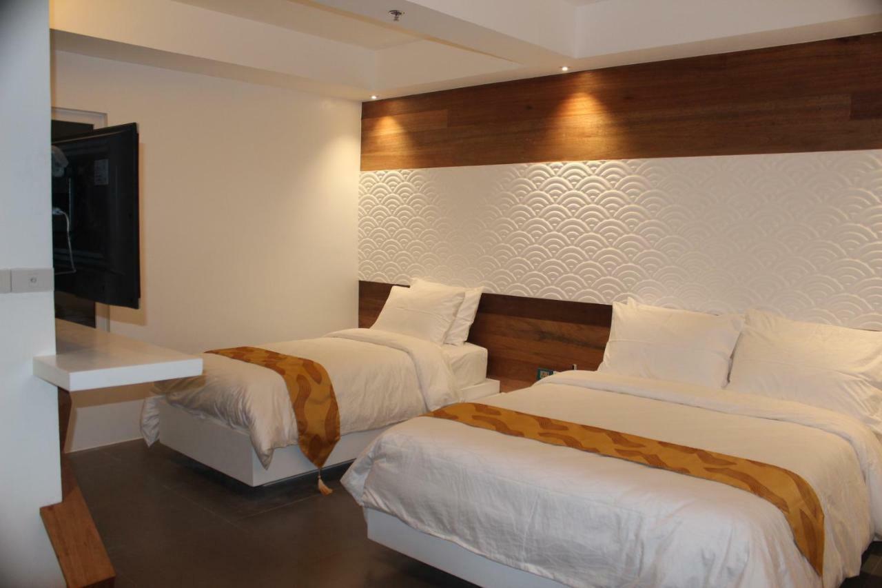 Hotel Oyo 609 G Executive And Boracay 3*