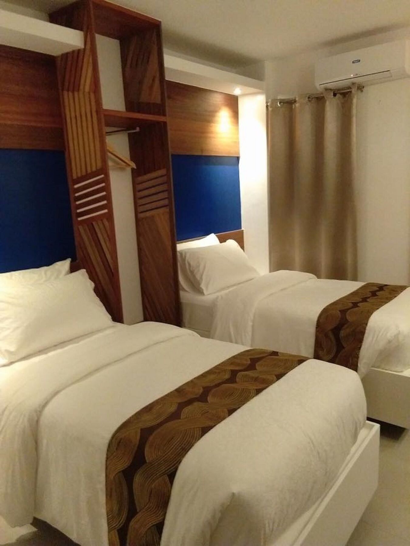 Oyo 609 G Executive And Boracay 3*